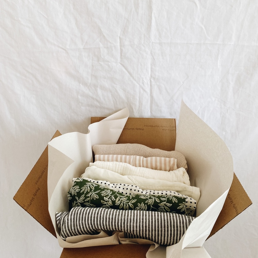 Thrift Fit Box | Alexandra